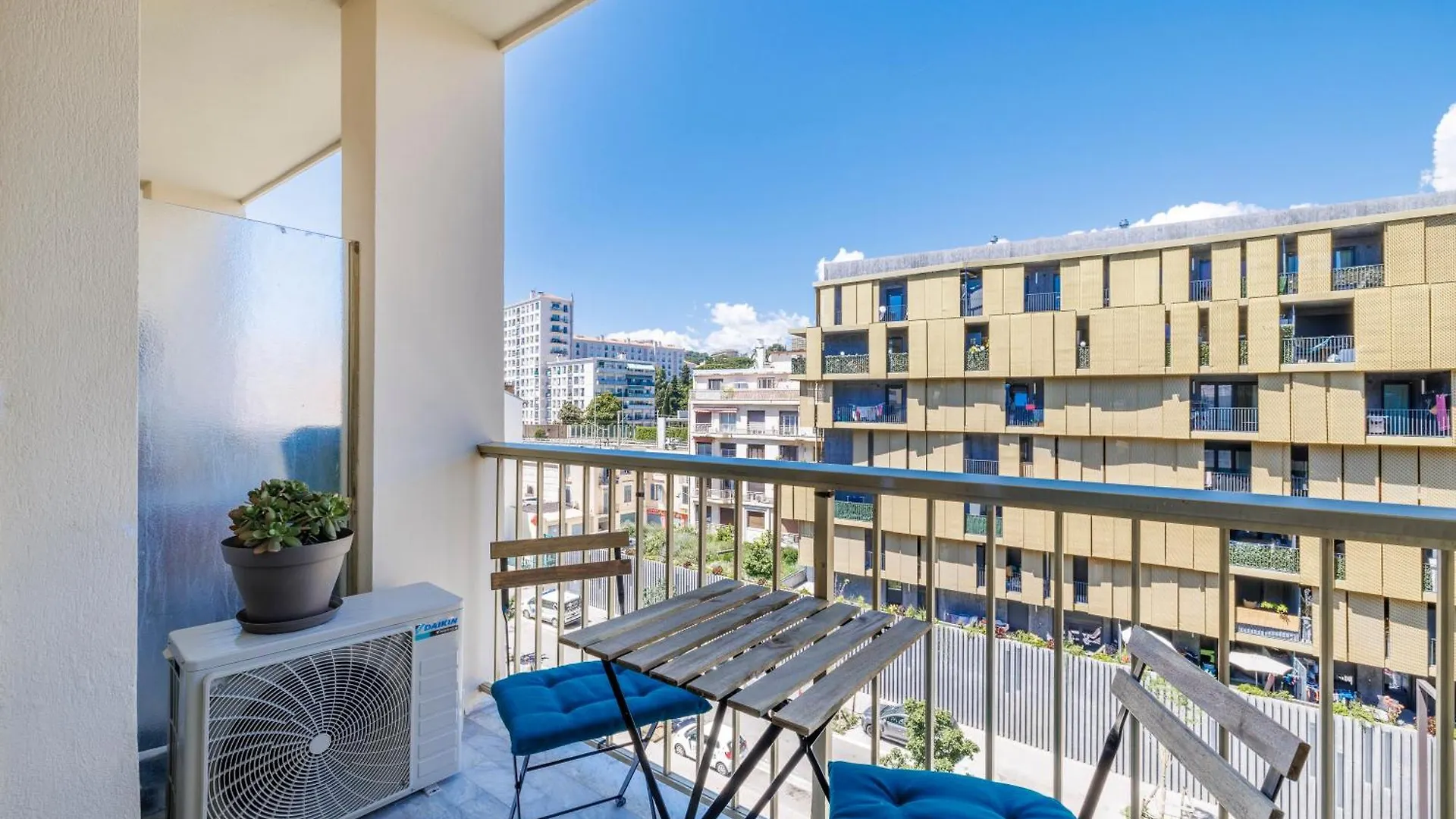 Nice Renting - 93 Californie - Elegant Studio Terrace Near Sea Tramway 0*,  France