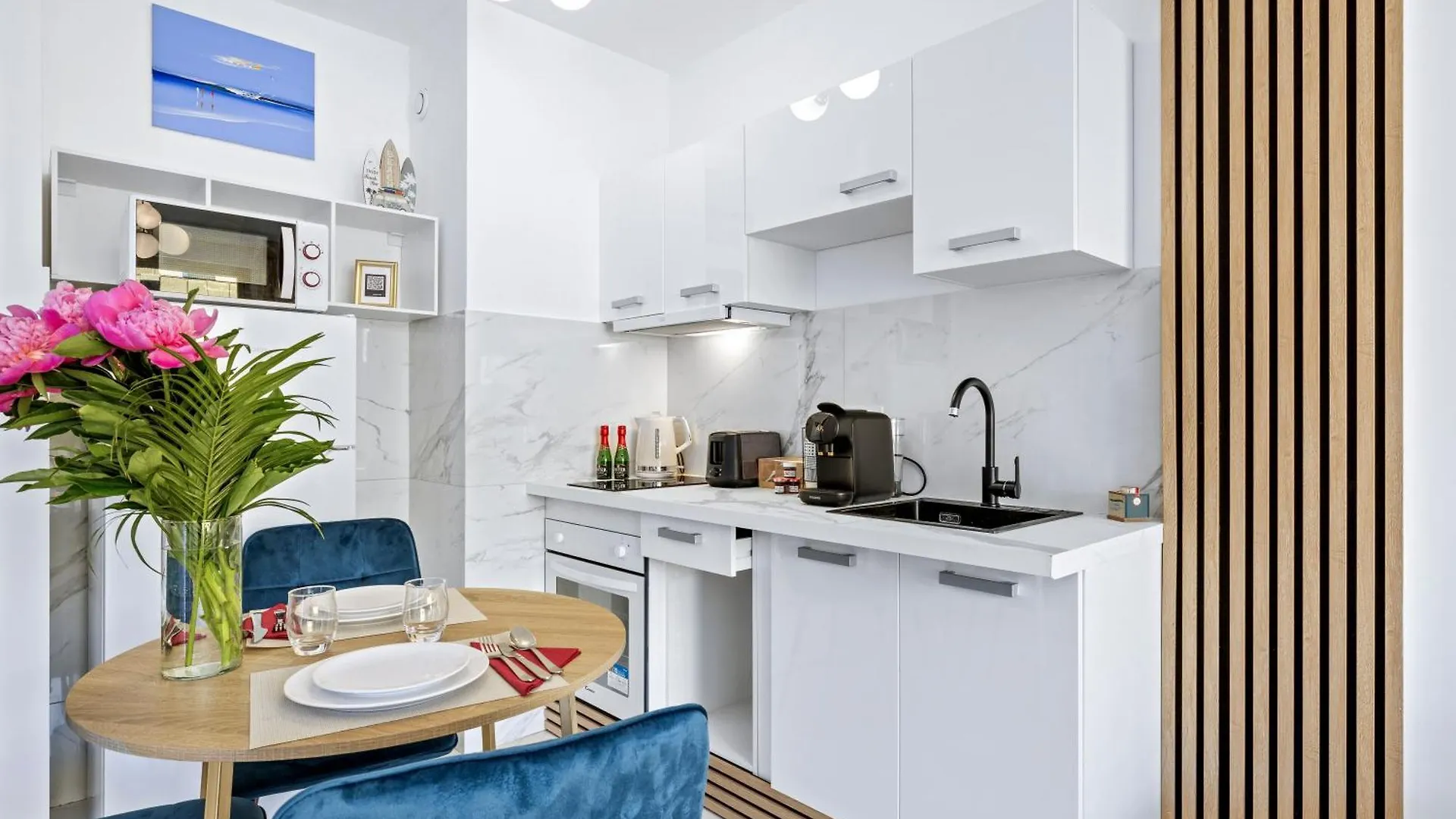 Nice Renting - 93 Californie - Elegant Studio Terrace Near Sea Tramway