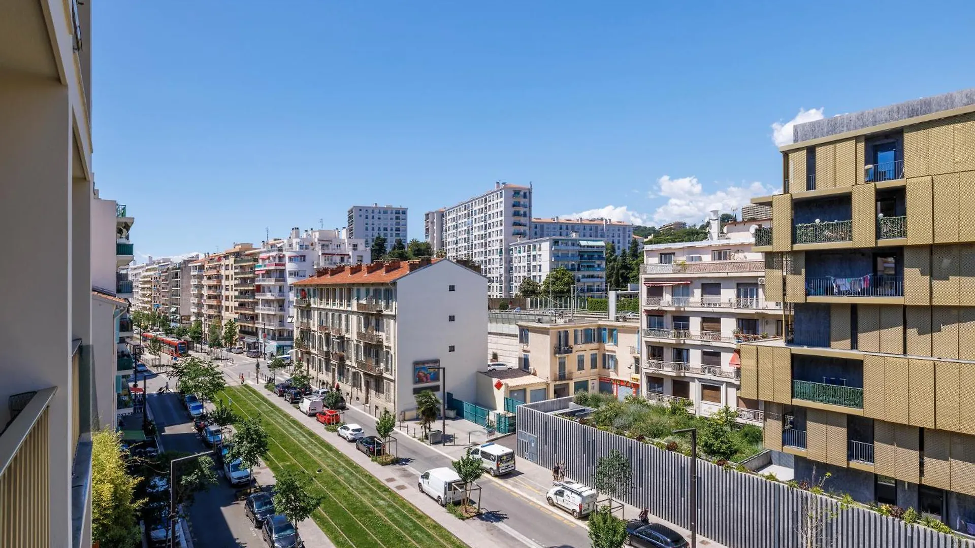 Apartment Nice Renting - 93 Californie - Elegant Studio Terrace Near Sea Tramway